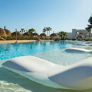 4* Hotell Eques Petit